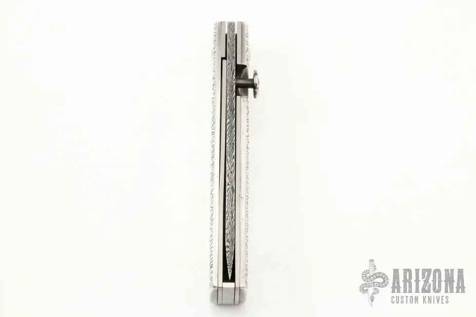 Engraved Linerlock Folder 6 Engraved Linerlock Folder - Image 4