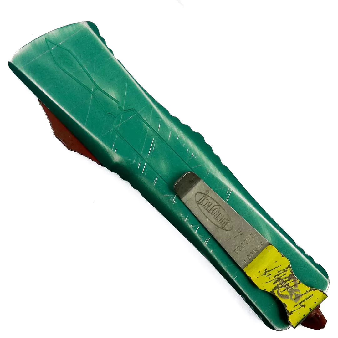 Microtech Bounty Hunter Combat Troodon T/E OTF Knife, Apocalyptic Stonewash Blade 4 Microtech Bounty Hunter Combat Troodon T/E OTF Knife, Apocalyptic Stonewash Blade - Image 2