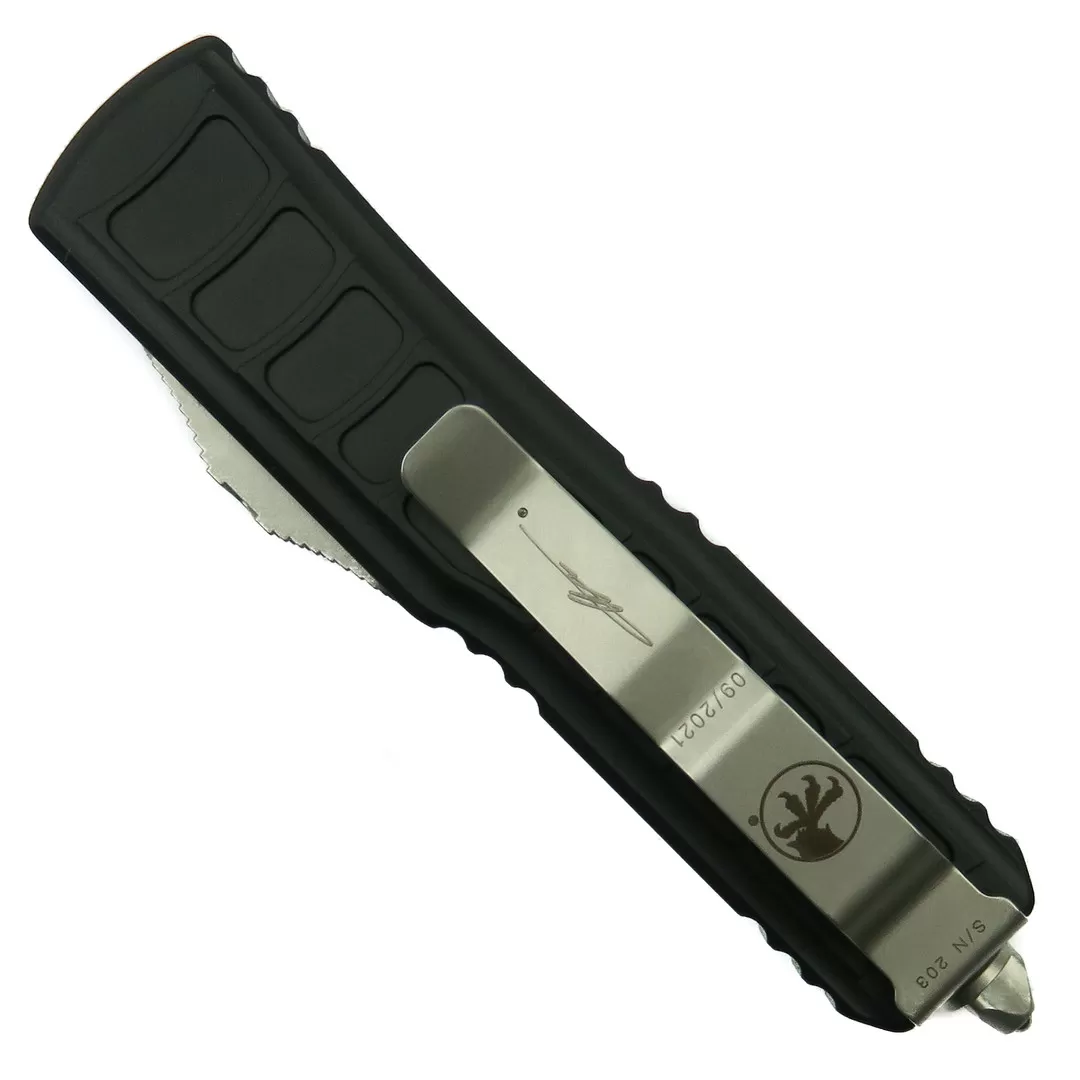 Microtech Signature Series UTX-85 OTF II Auto Knife, Stonewash Dagger 4 Microtech Signature Series UTX-85 OTF II Auto Knife, Stonewash Dagger - Image 2